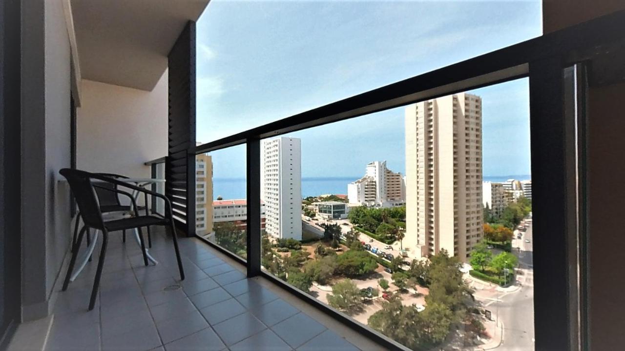 Apartamentos Turisticos Rocha Tower 13C ปอร์ติเมา ภายนอก รูปภาพ