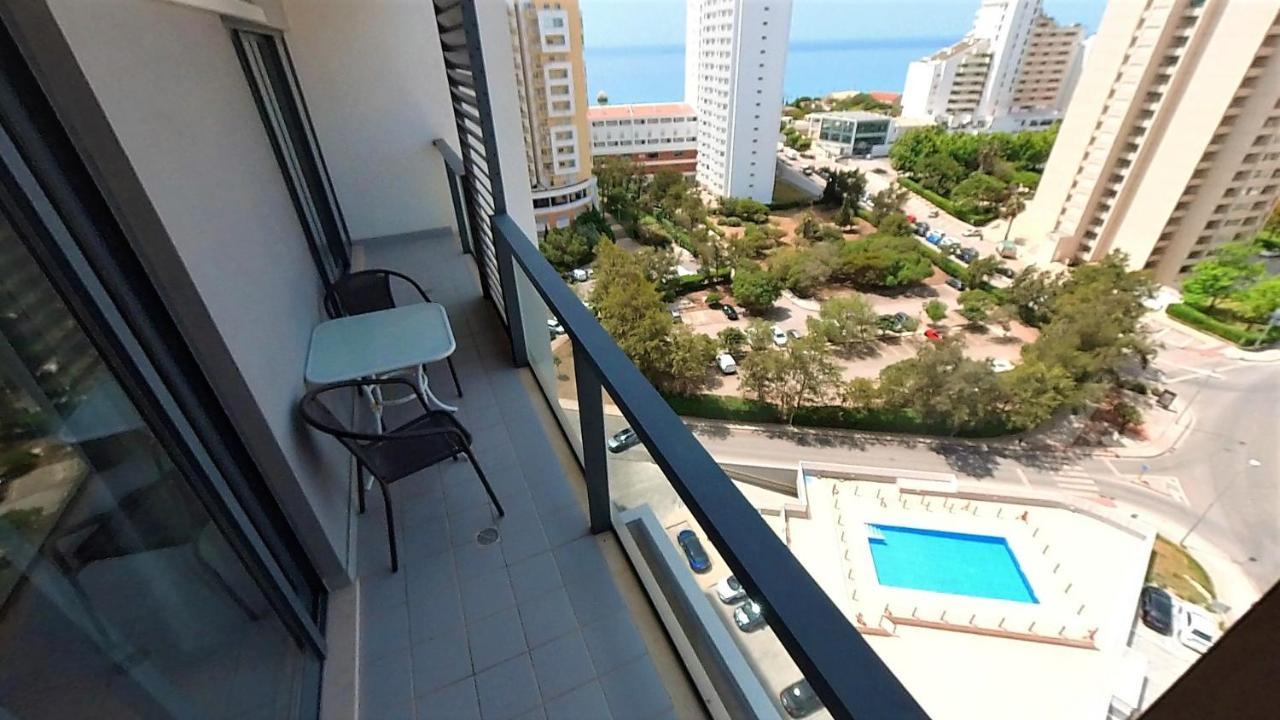 Apartamentos Turisticos Rocha Tower 13C ปอร์ติเมา ภายนอก รูปภาพ