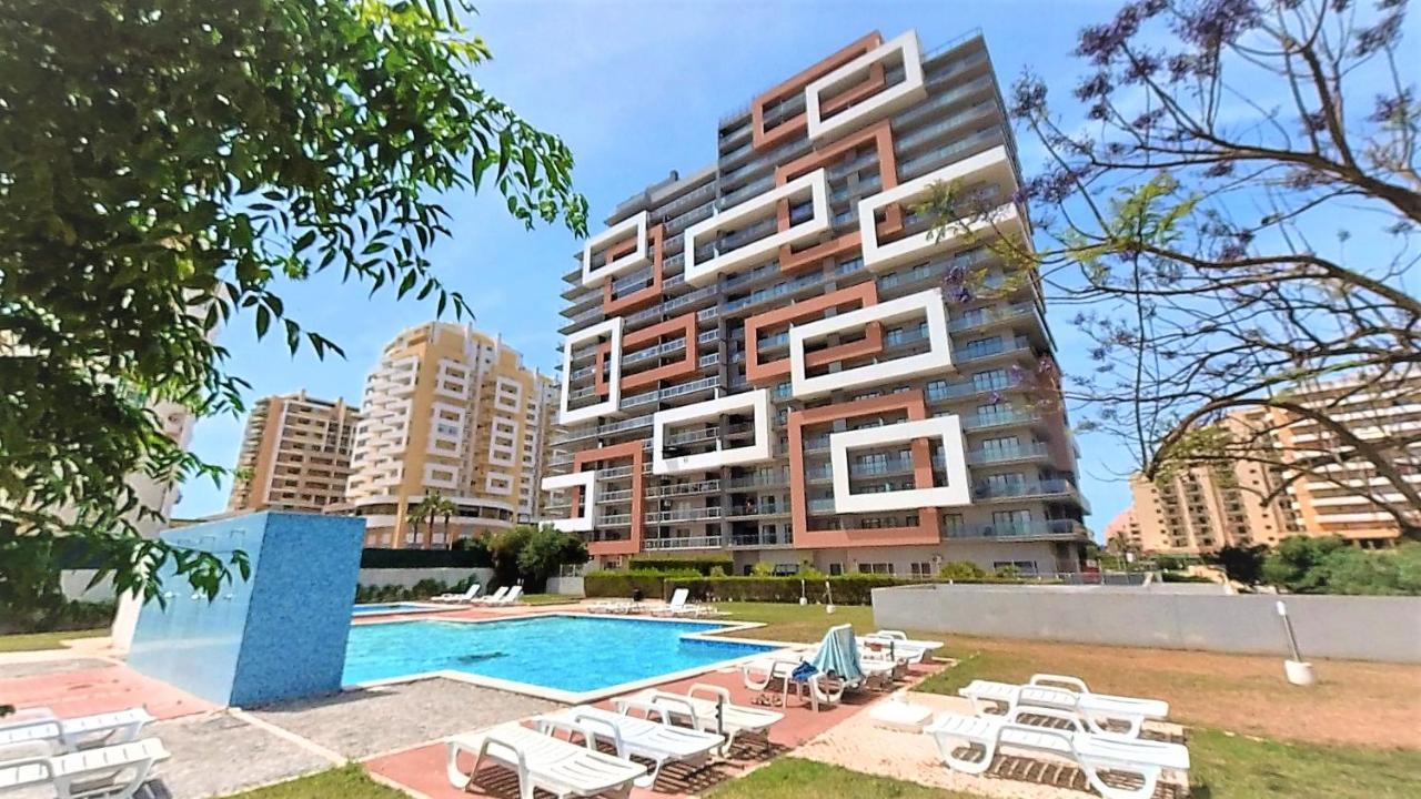 Apartamentos Turisticos Rocha Tower 13C ปอร์ติเมา ภายนอก รูปภาพ