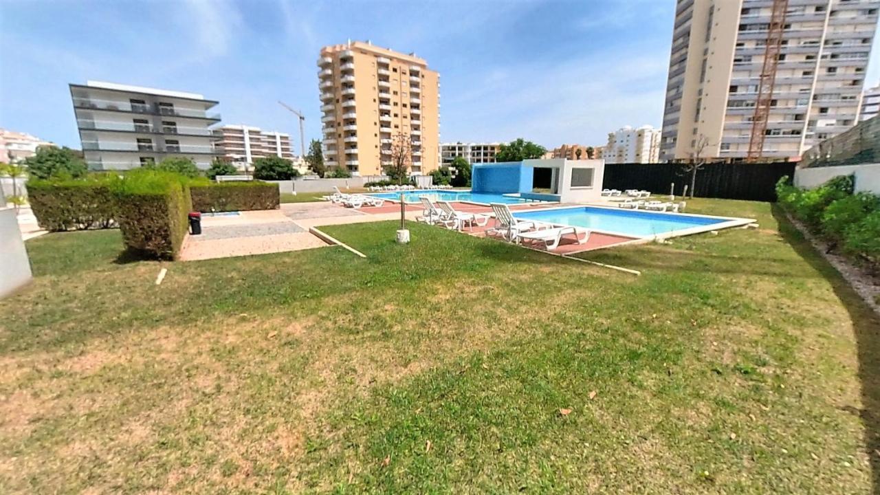 Apartamentos Turisticos Rocha Tower 13C ปอร์ติเมา ภายนอก รูปภาพ